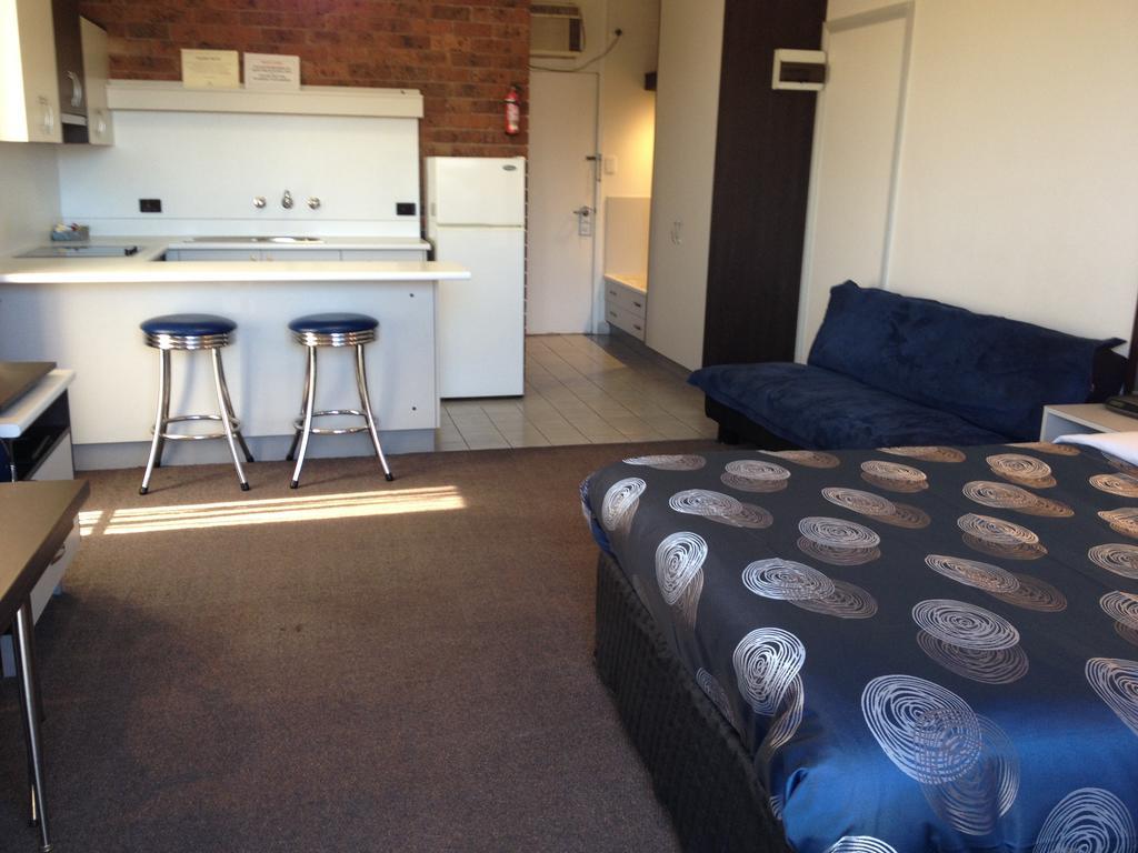 The Central Hotel Motel Lakes Entrance Værelse billede