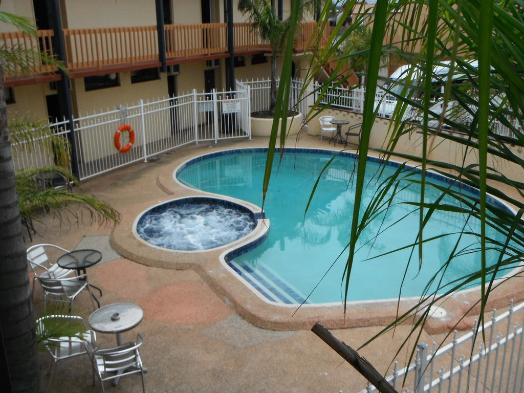 The Central Hotel Motel Lakes Entrance Eksteriør billede